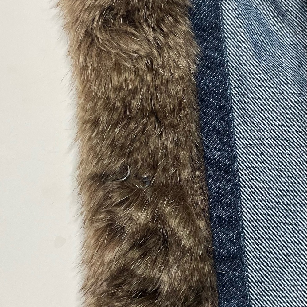 Women’s denim Jean jacket with faux fur Size M - Picture 2 of 10